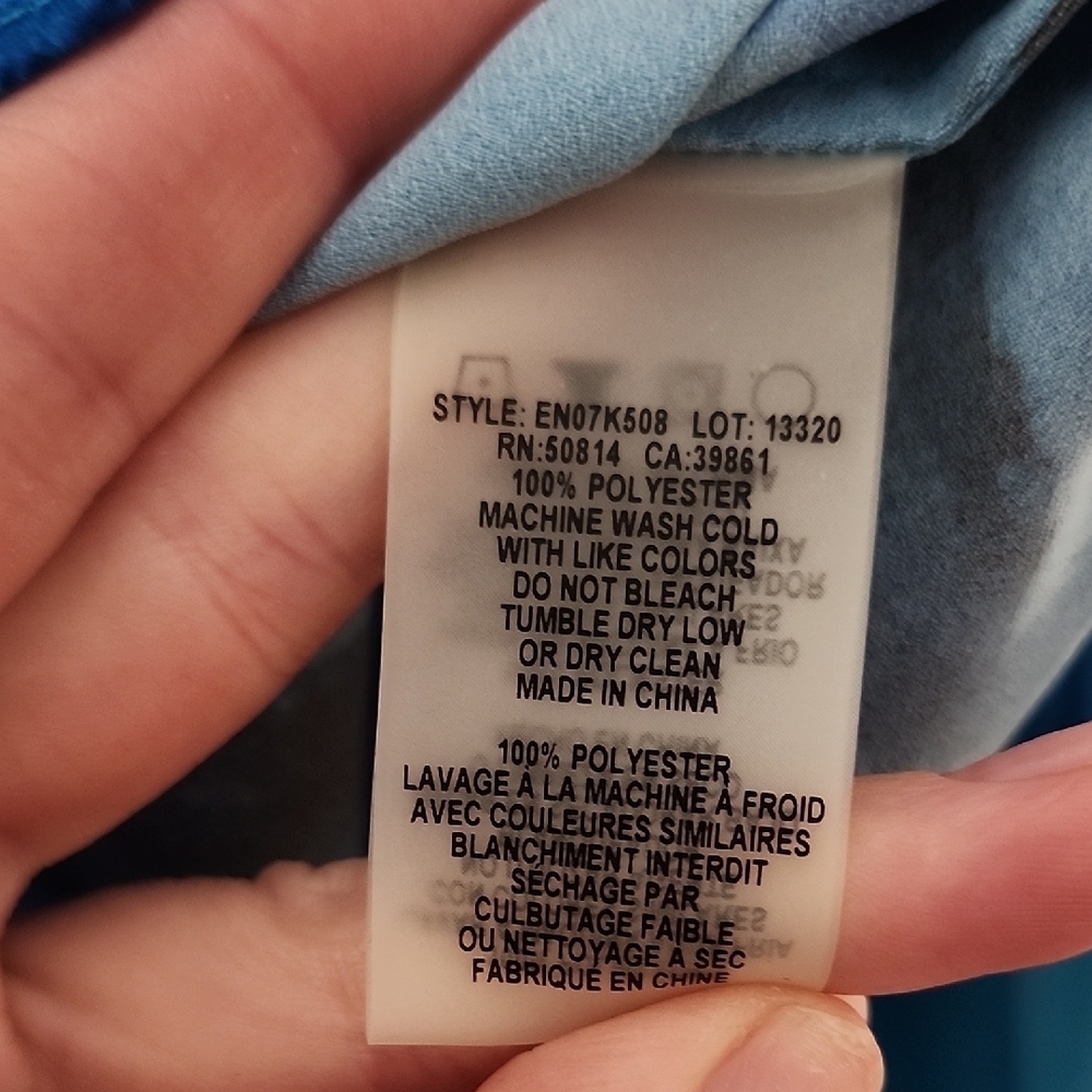 Elie Tahari Blue Blouse with Mandarin Collar and 3/4 Sleeves - Picture 6 of 11